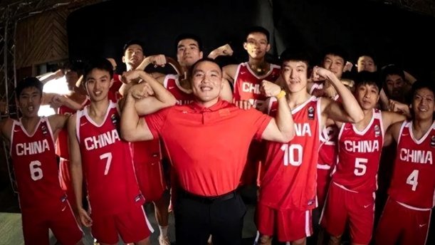 这支u16的主教练可以不要了，换个韩国教练。