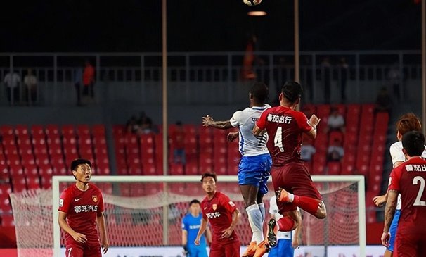 中超-莱昂纳多破门哈达斯点射扳平 海港1-1津门虎