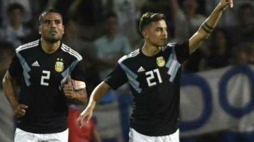 阿根廷足协官方：阿根廷国家队重返FIFA实时排名榜首位置