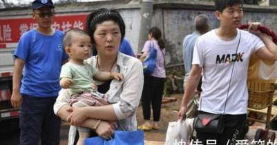 老K的直播间陷入低谷？老粉们来“拯救”一下！